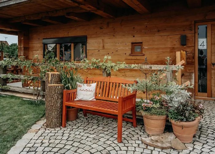 Holzapfel, Natuerlich Und Gemuetlich * Bondorf