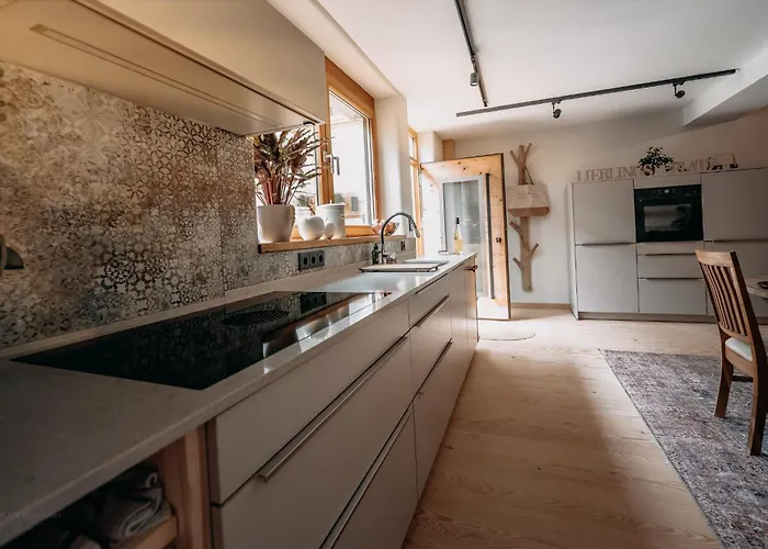 Holzapfel, Natuerlich Und Gemuetlich